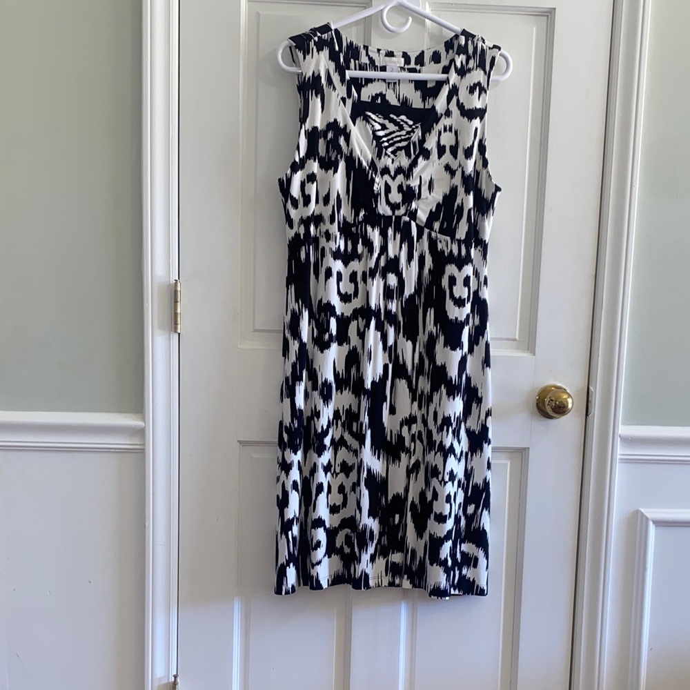 Chico’s Sleeveless Black and White Patterned Women’s Dress Size 2